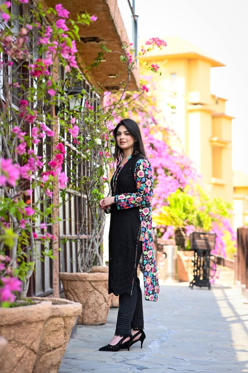 Black Multi Chicken kari Shirt - Image 2