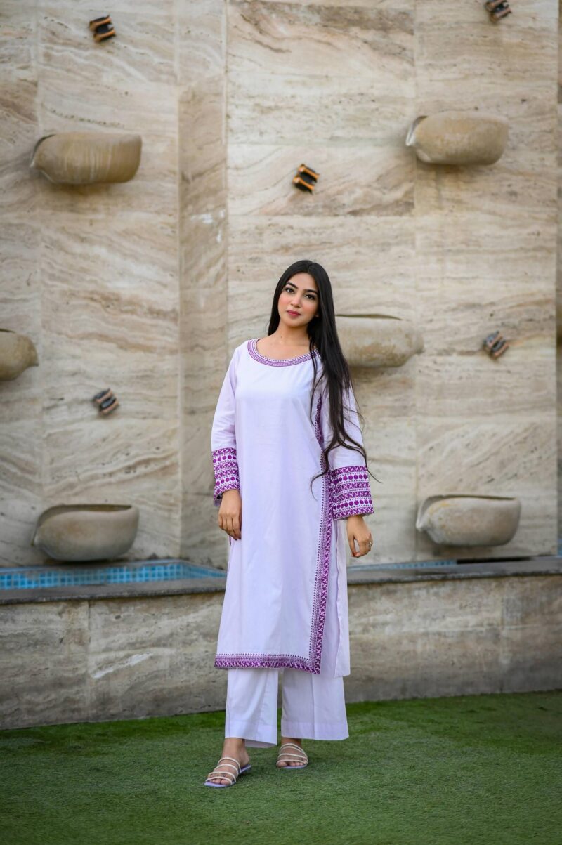 Moonlit Mauve