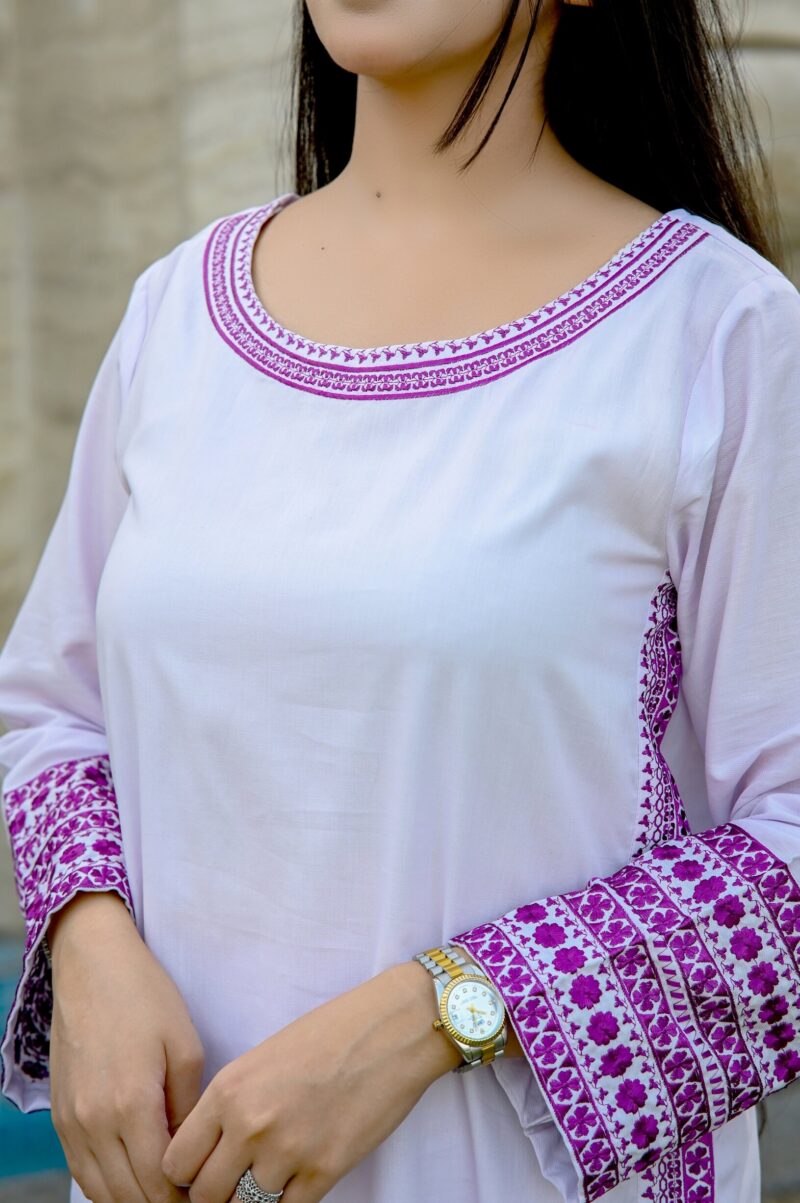 Moonlit Mauve - Image 4