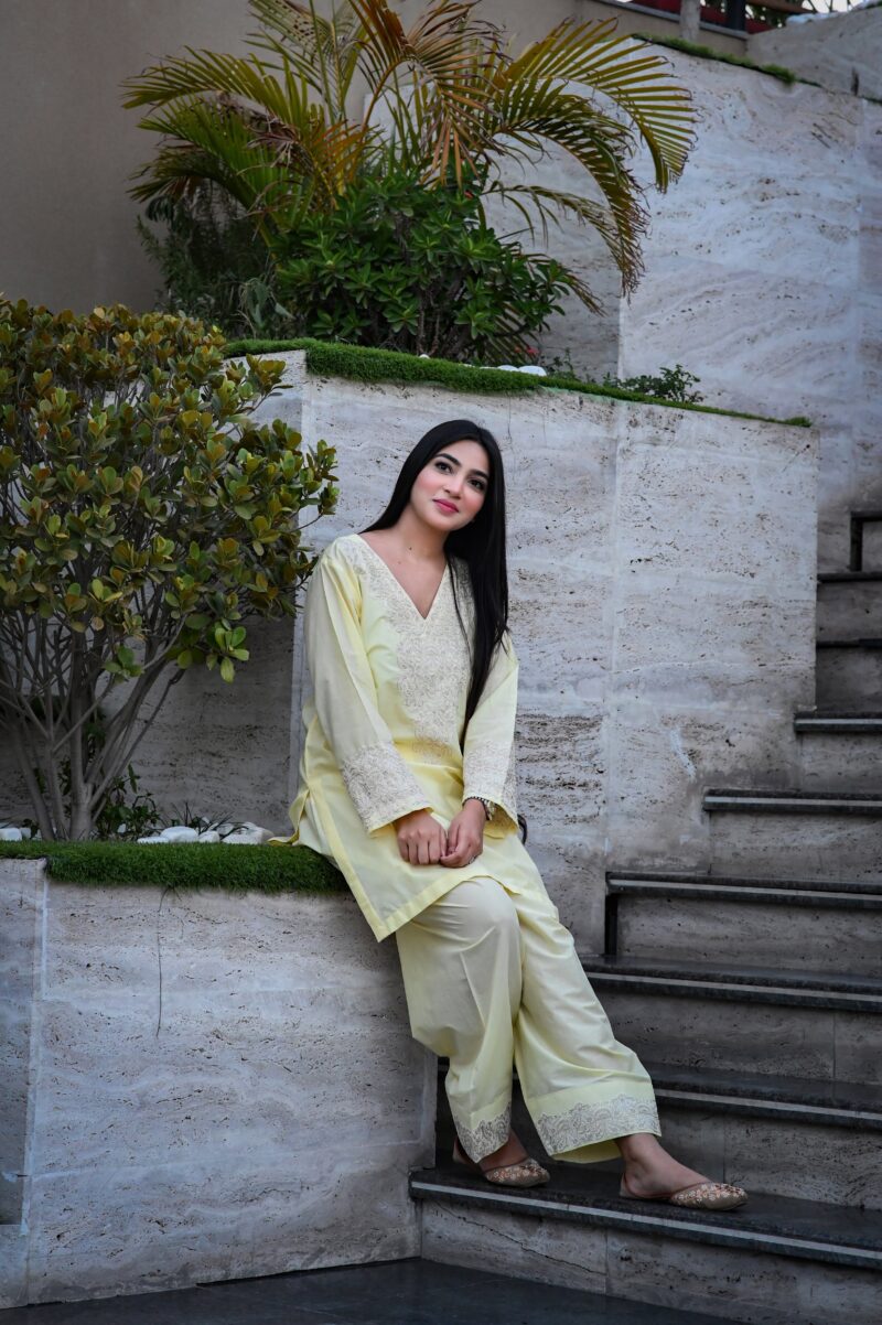 Sunlit Grace - Image 3